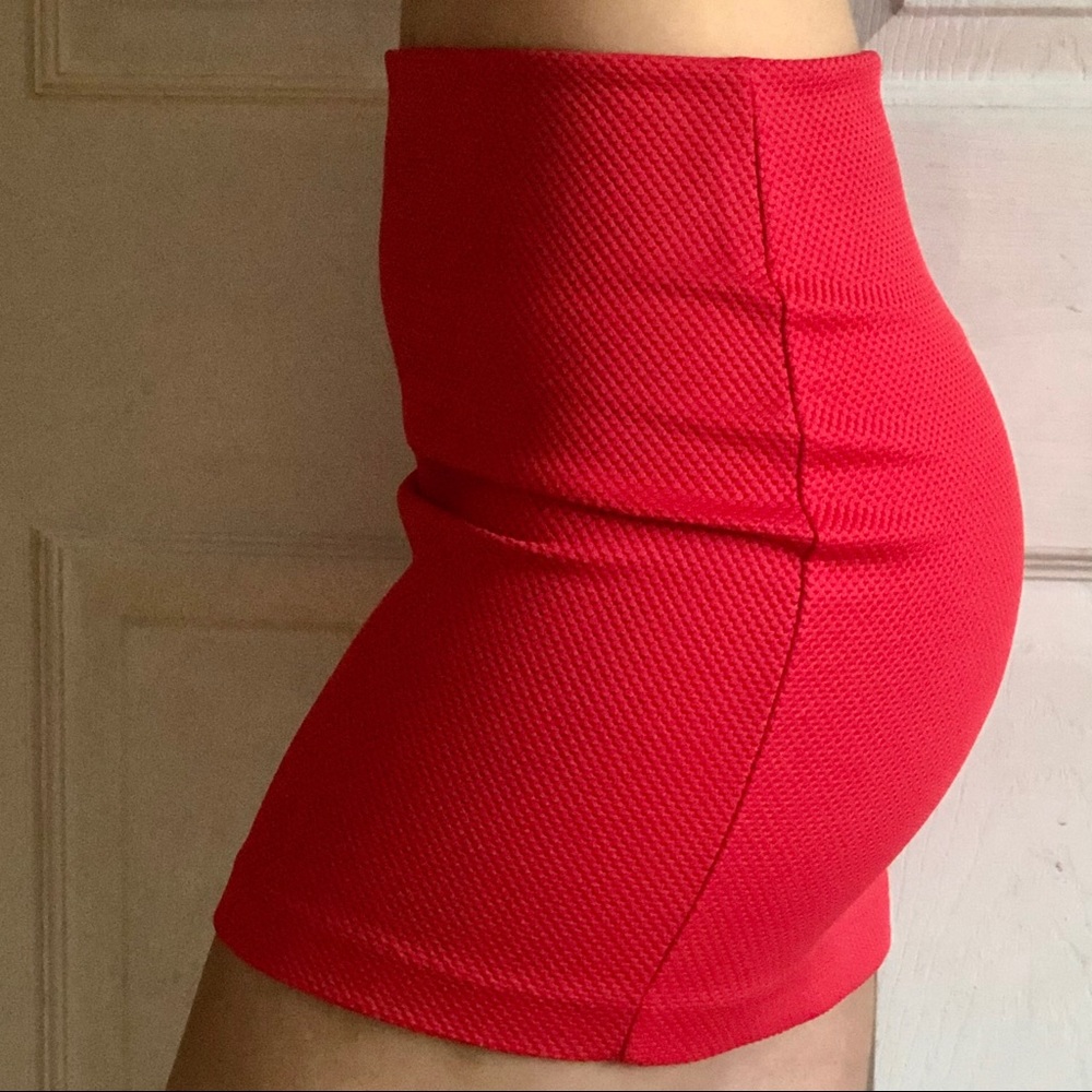 🌹BCBG Generation Mini Skirt Size Small (A)